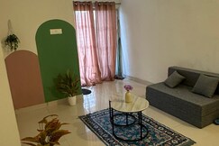 Aurelia Stay, Guwahati