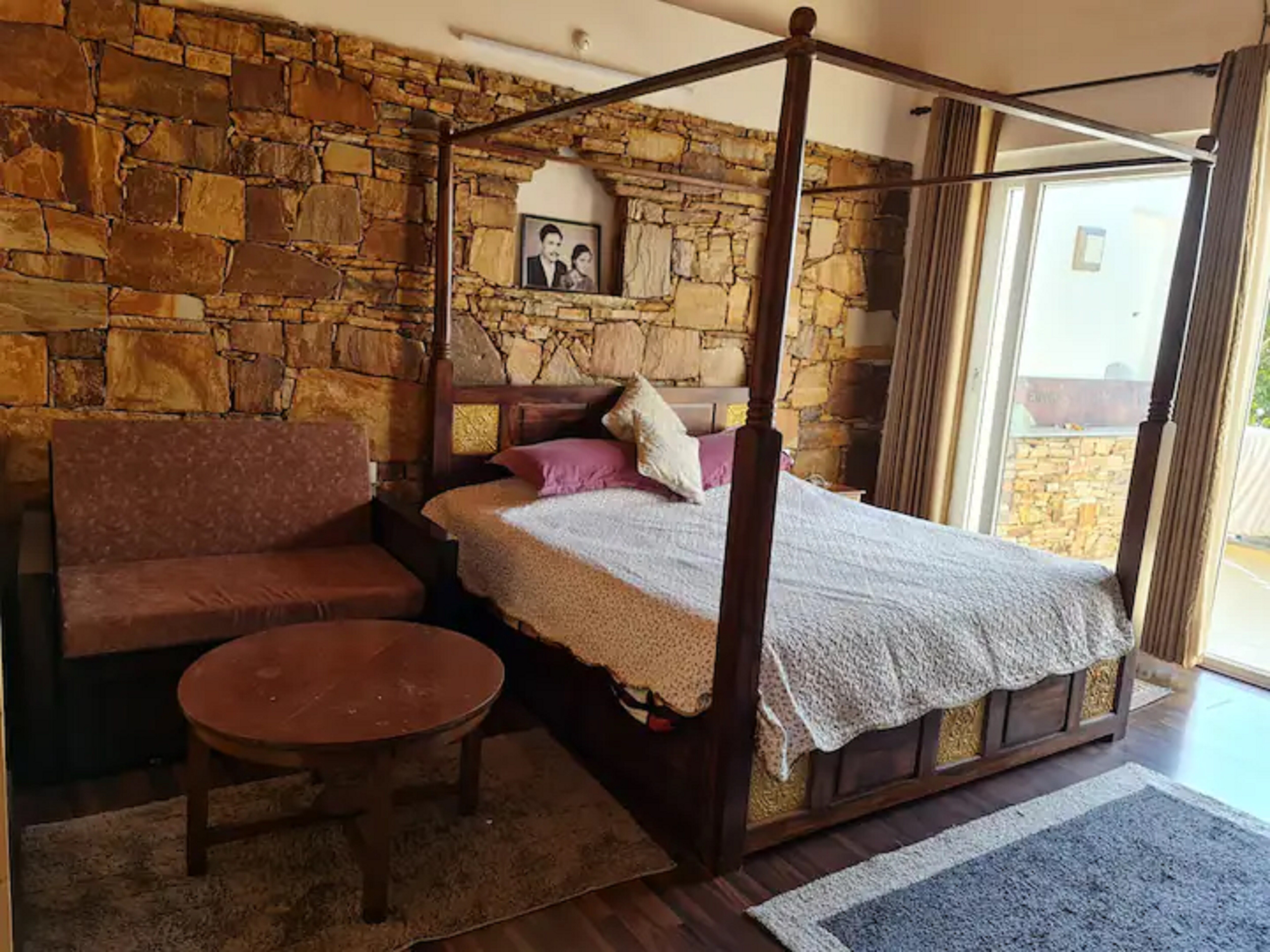9C Luxury Penthouse at Naukuchiyatal - Tap to explore photos