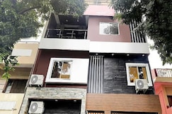FabHotel Grand Stay Ambedkar Nagar, Indore