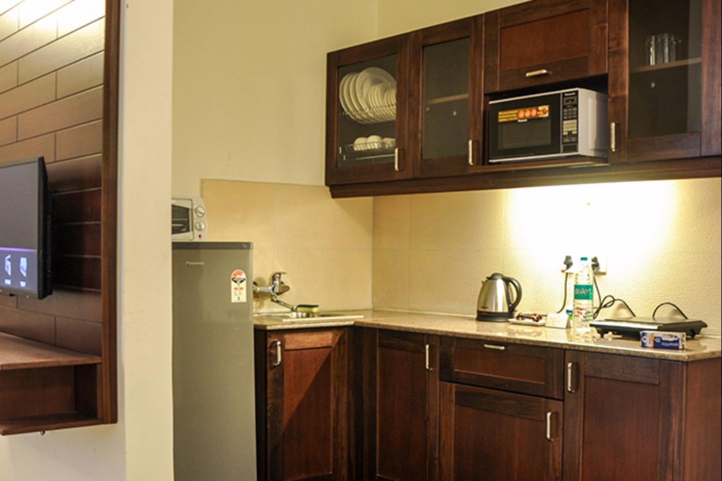 Rosewood Apartment Hotel Studios & Rooms 𝗕𝗢𝗢𝗞 Haridwar Apartment 𝘄𝗶𝘁𝗵