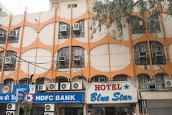 Hotel Blue Star, Ashta