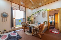 Pine View 2BHK Stay mussoorie, Mussoorie