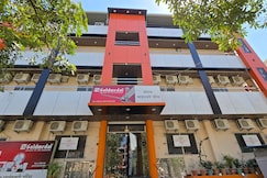 Hotel maheshwari green's, Ujjain