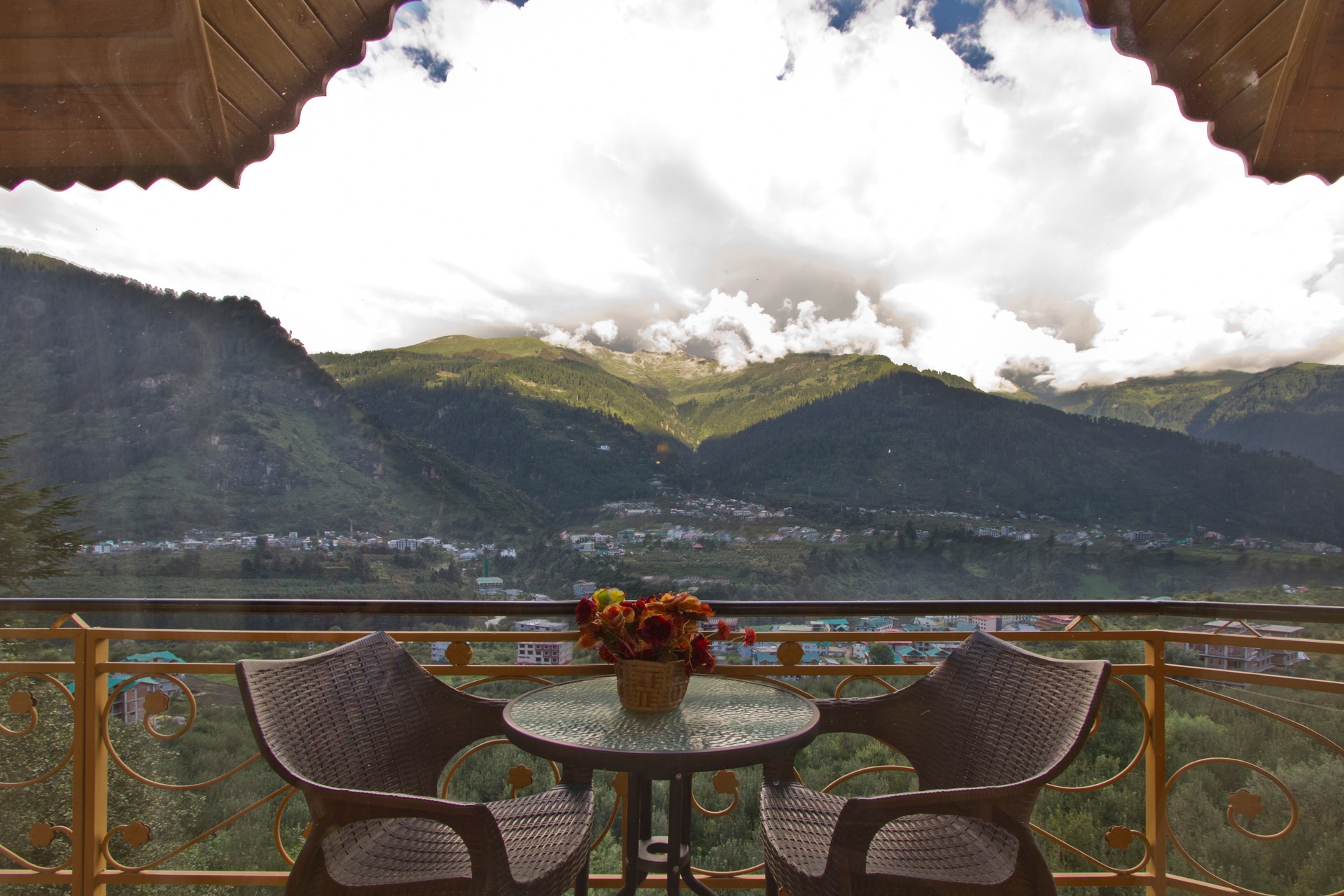 The Holiday Resorts, Cottages & Spa Manali INR 1116 OFF ( ̶2̶5̶0̶0̶ ...
