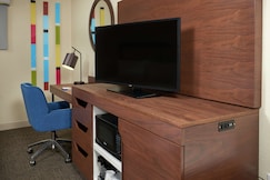 Hampton Inn & Suites by Hilton Phoenix-Surprise, Phoenix