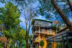 Hotel Sunrise Cottages, Solan