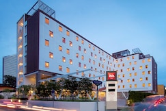 ibis Bangkok Sathorn, Bangkok