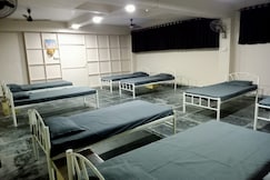 Binapani Hostel 600M From Shree Jagannath Temple Puri, Paradeep