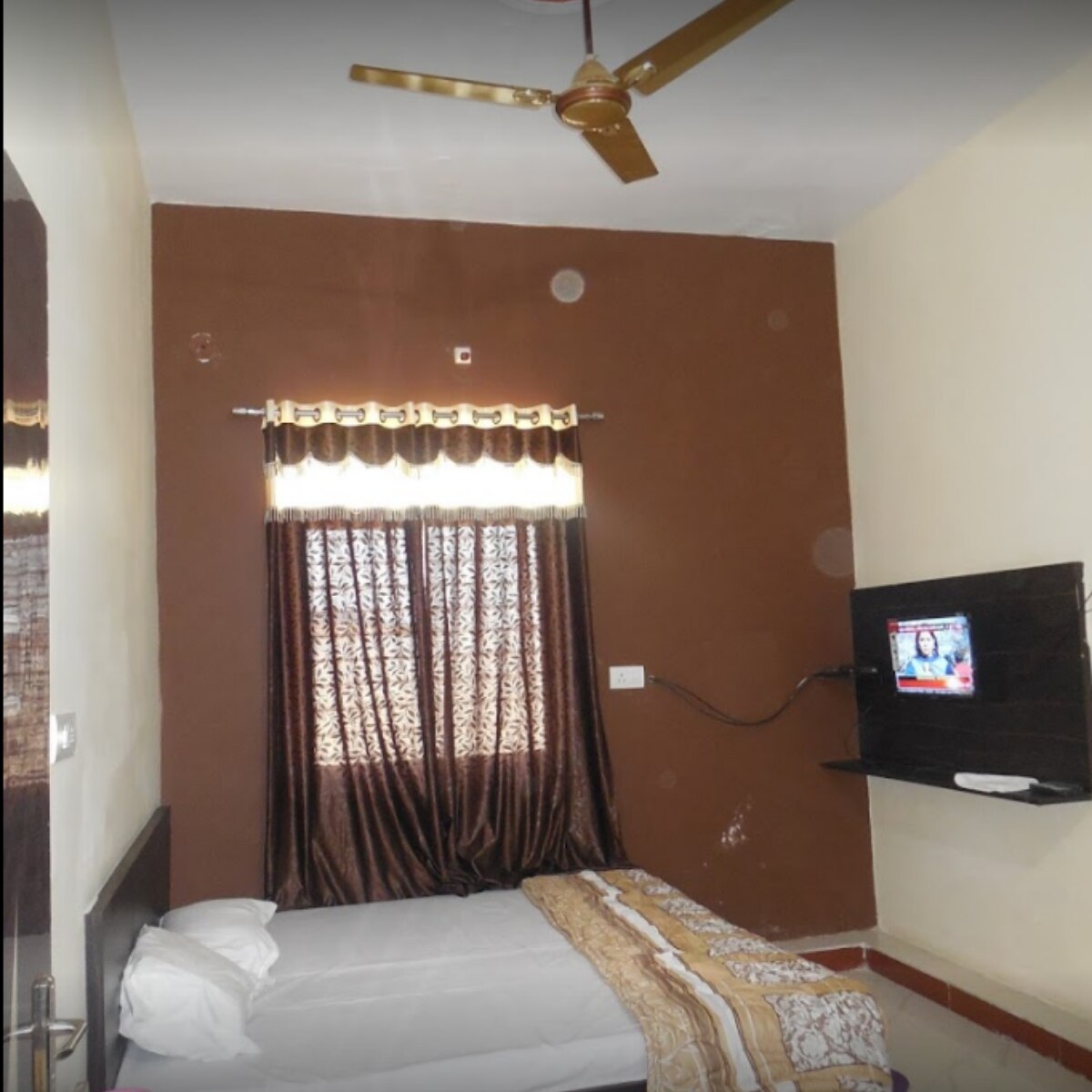JK RESTAURANT and HOTEL,Tikamgarh - Tap to explore photos