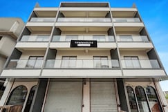 Super Townhouse GIDC Bol Sanand, Sanand