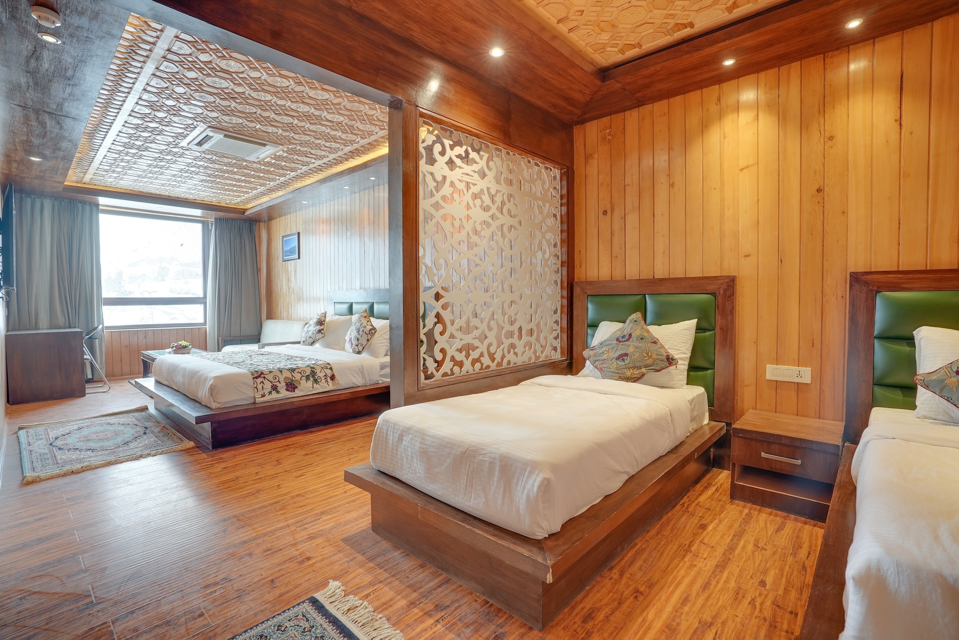 Badar Resorts - Tap to explore photos