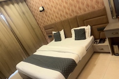 Oly Hotel Rajshree, Hisar