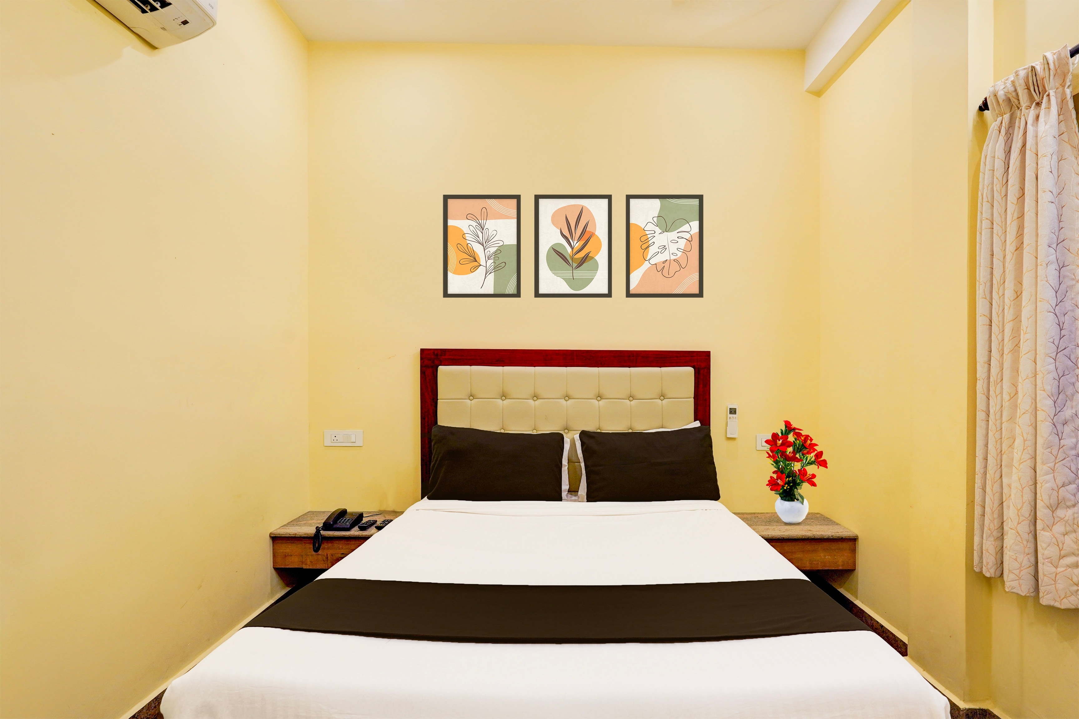 Townhouse White Town Near Rock Beach Formerly Prakasam Residency - Tap to explore photos