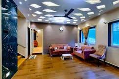 Sun and Shine 3BHK with Pvt Pool, Karjat