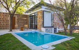 Swimming Pool 1