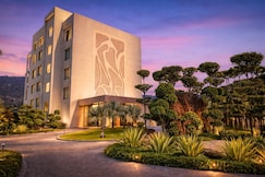 Hillcrest Hotel and Resort, Abu Road