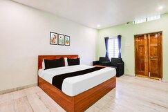 Super Hotel O Shine Inn, Warangal