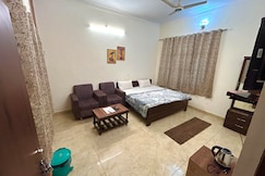 Krishnam Guest House, Gwalior