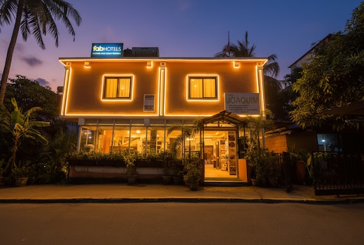 Via Joaquim Beachside Resort