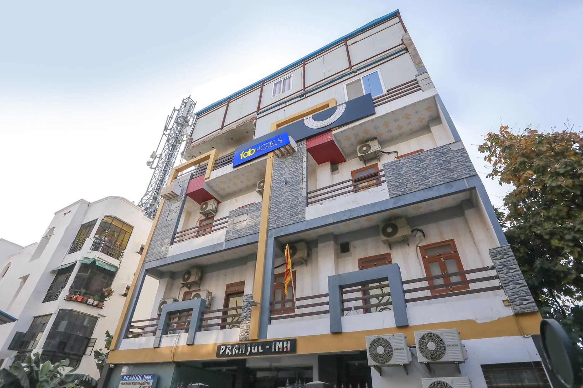 FabHotel Pranjul Inn - Tap to explore photos