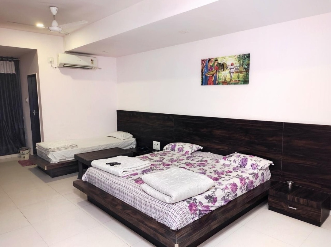 Kargil Hotel & Restaurant - Tap to explore photos