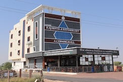Dhanlaxmi Raj Hotel & Restaurent, Pokhran