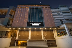 Townhouse Central Prayagraj Bus Terminal Formerly Amba Palace, Prayagraj