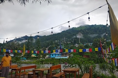Krishna hotel and cafe, Barot