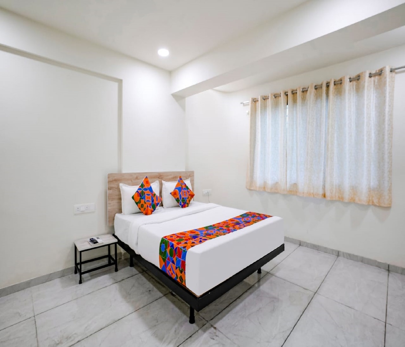 Hotel Royal Bhakti - Tap to explore photos