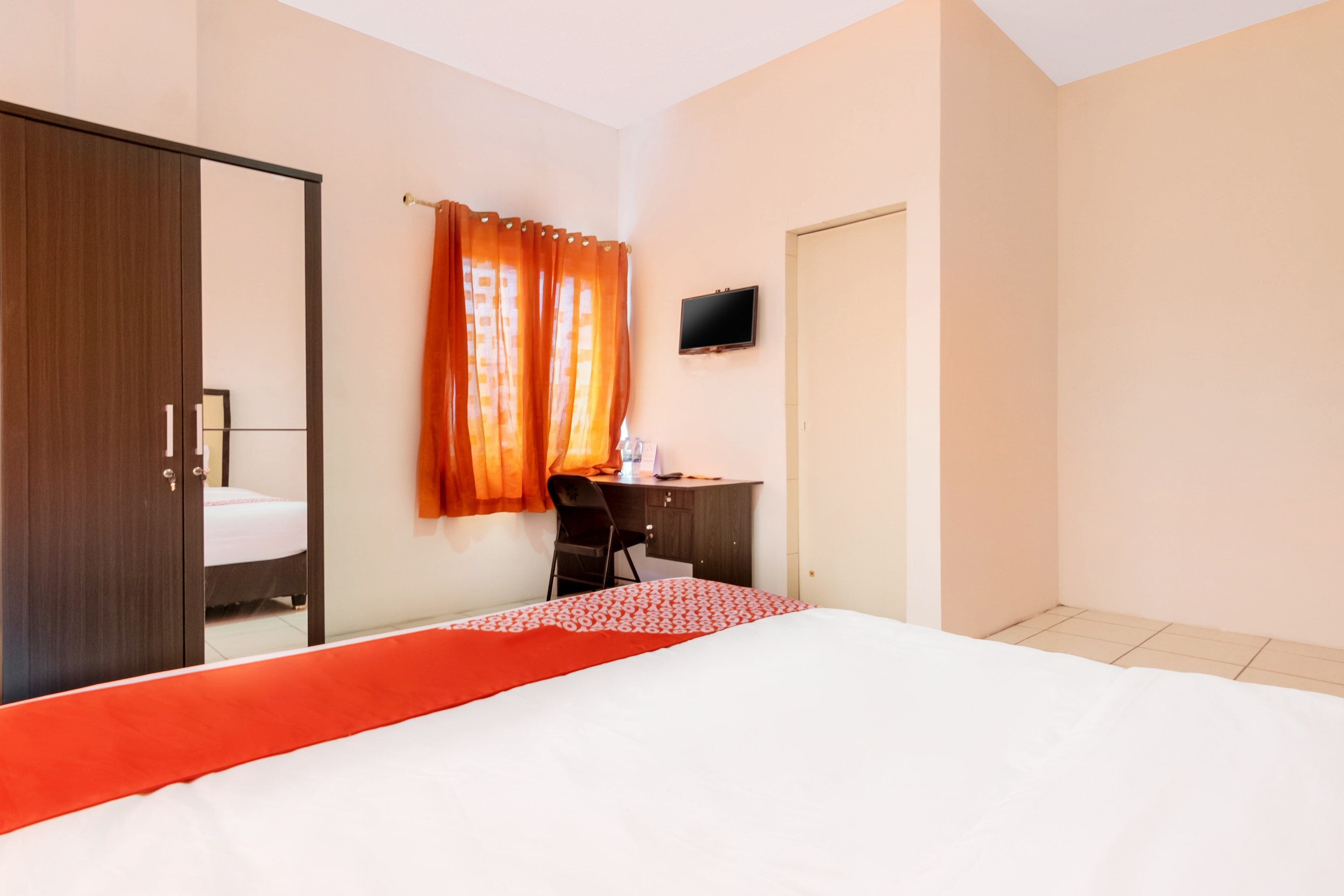 OYO 622 Bakti Homestay - Tap to explore photos