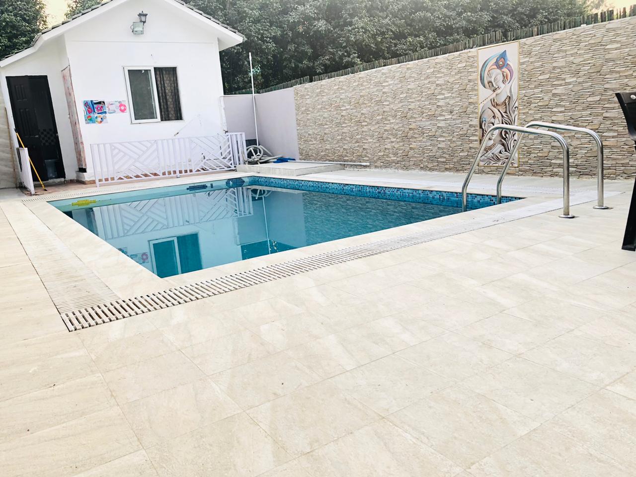 Townhouse Farms Noida - Tap to explore photos
