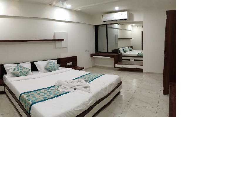 HOTEL SAVERA INN - Tap to explore photos