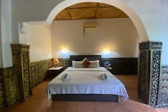 Le Hotel, Phnom Penh