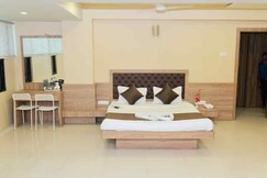 Hotel Sunshine, Baramati