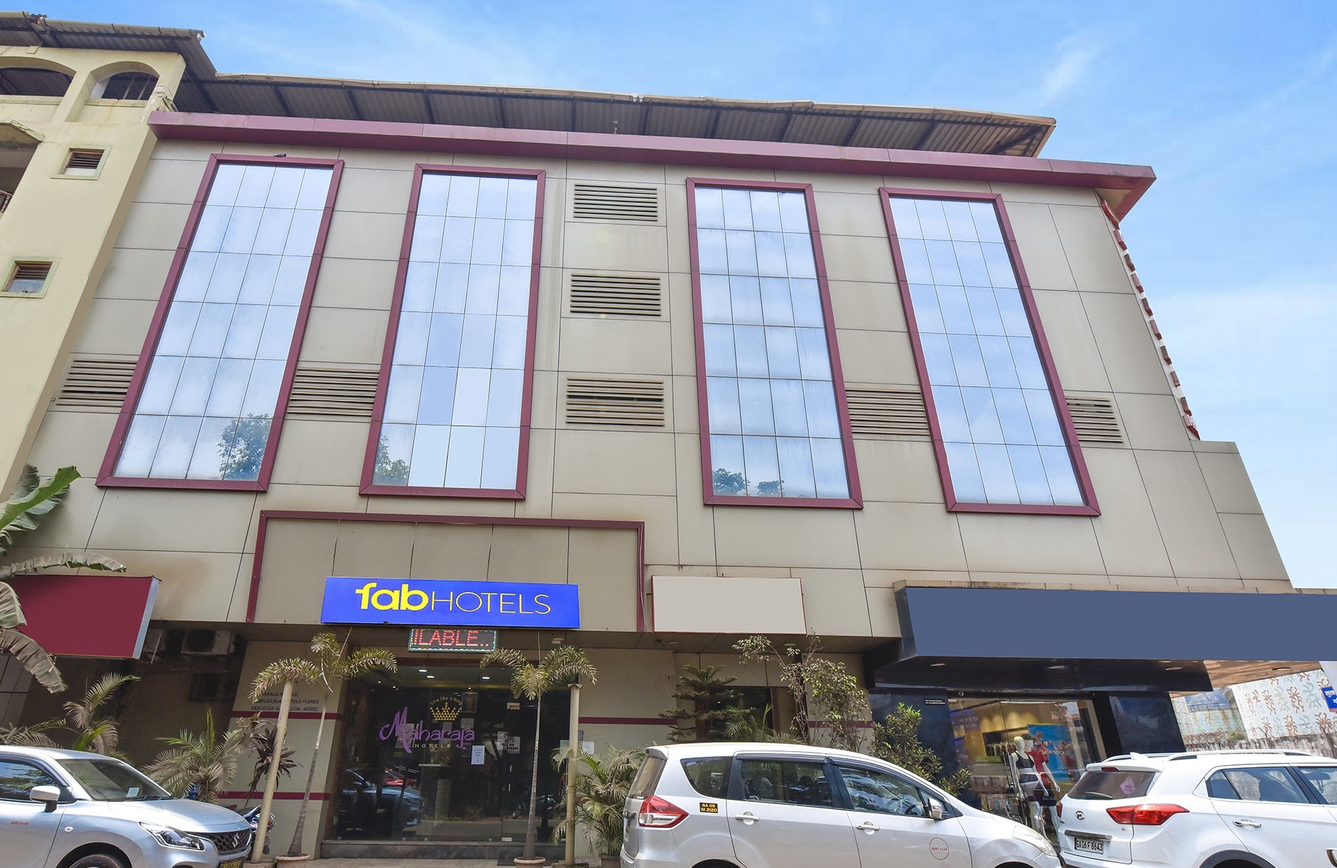 FabHotel Maharaja - Nr. Vasco Da Gama Railway Station - Tap to explore photos