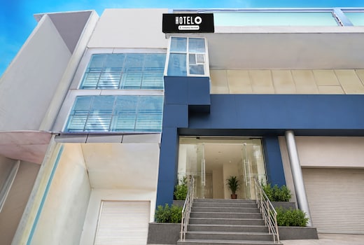Hotel O Sector 110 Noida Formerly Luv Kush Tower Bhangel