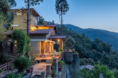 2 BHK Cottage  |Flame of the Forest Valley by Roamhome, Naukuchiatal