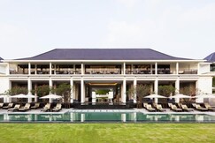 U Sathorn, Bangkok