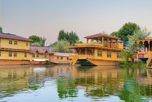 LohonoStays Harmukh House Boat