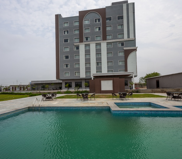Pallacia A Luxury Hotel - Tap to explore photos
