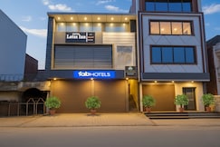 FabHotel Lotus Inn, Faridabad