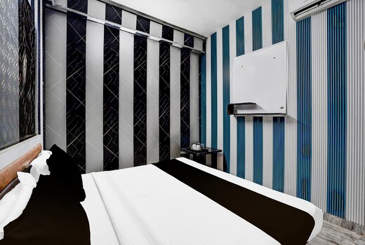 Hotel O Sector 121 Gaur City Mall Noida Formerly Royal FNG