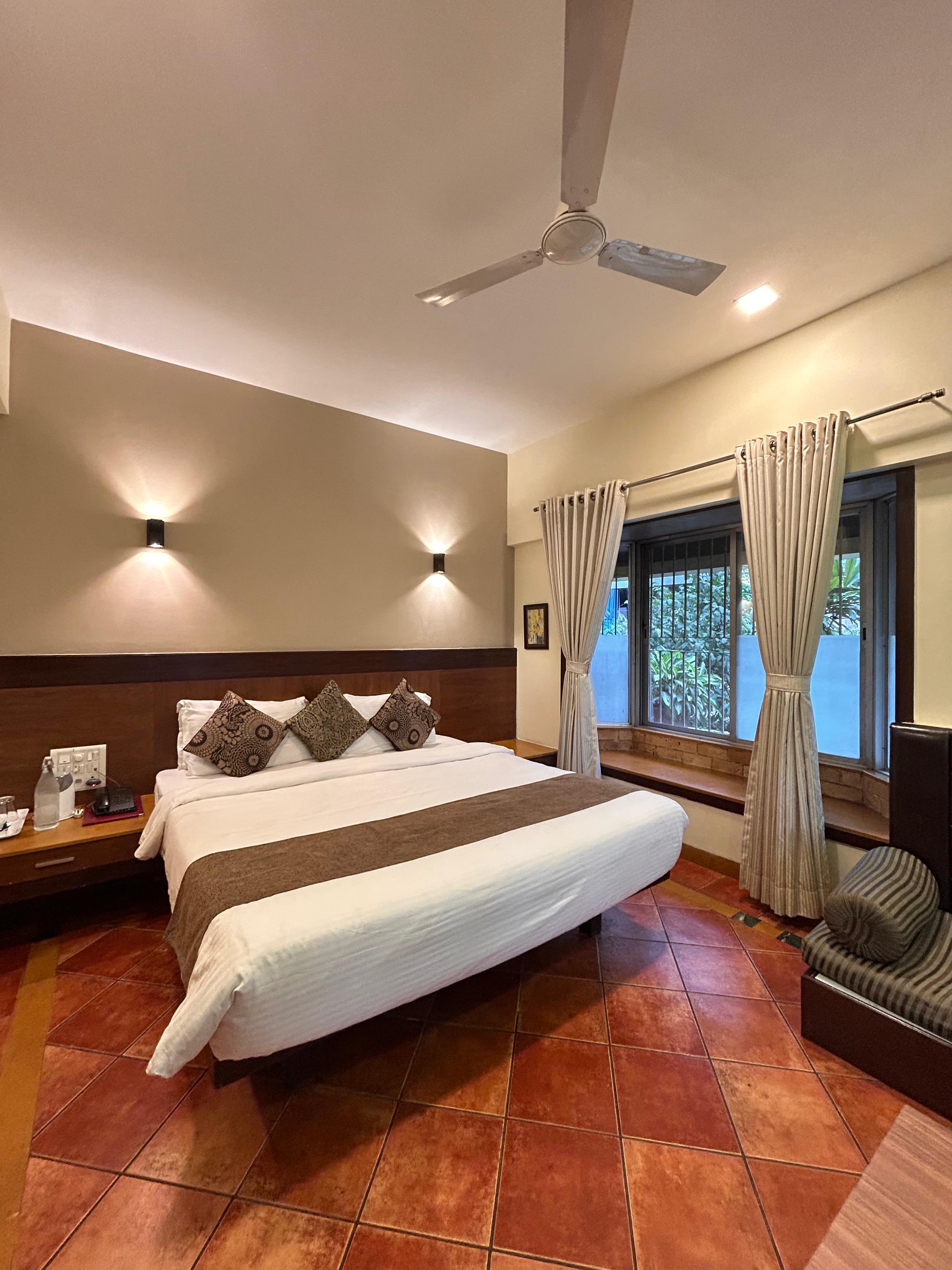 Deluxe Room 1