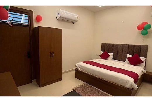 FabHotel Lotus