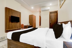 Hotel O by OYO Ganga Niwas, Prayagraj