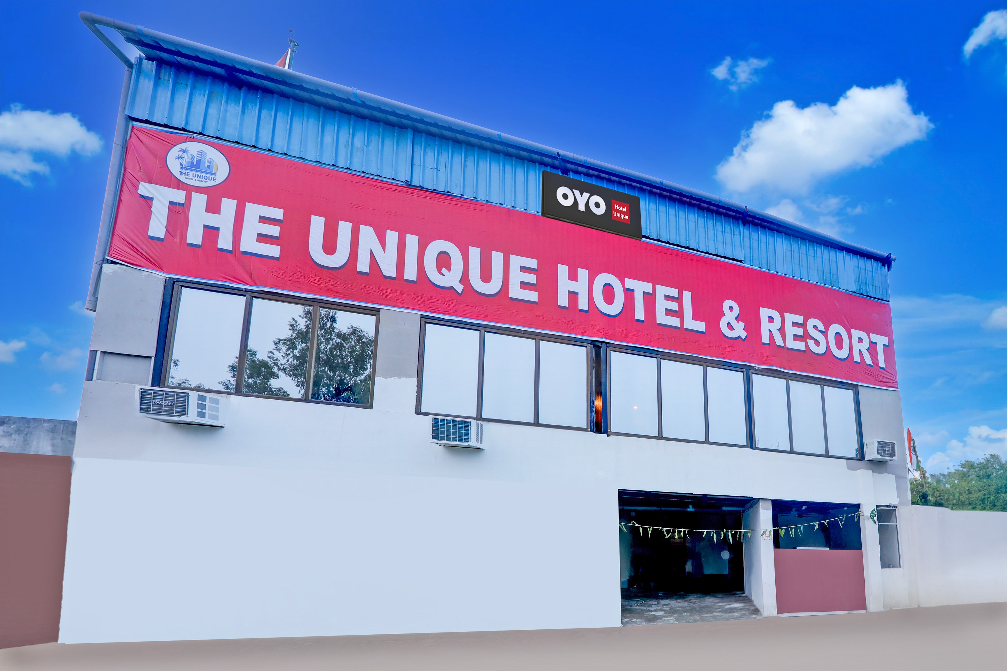 Hotel O THE UNIQUE HOTEL - Tap to explore photos
