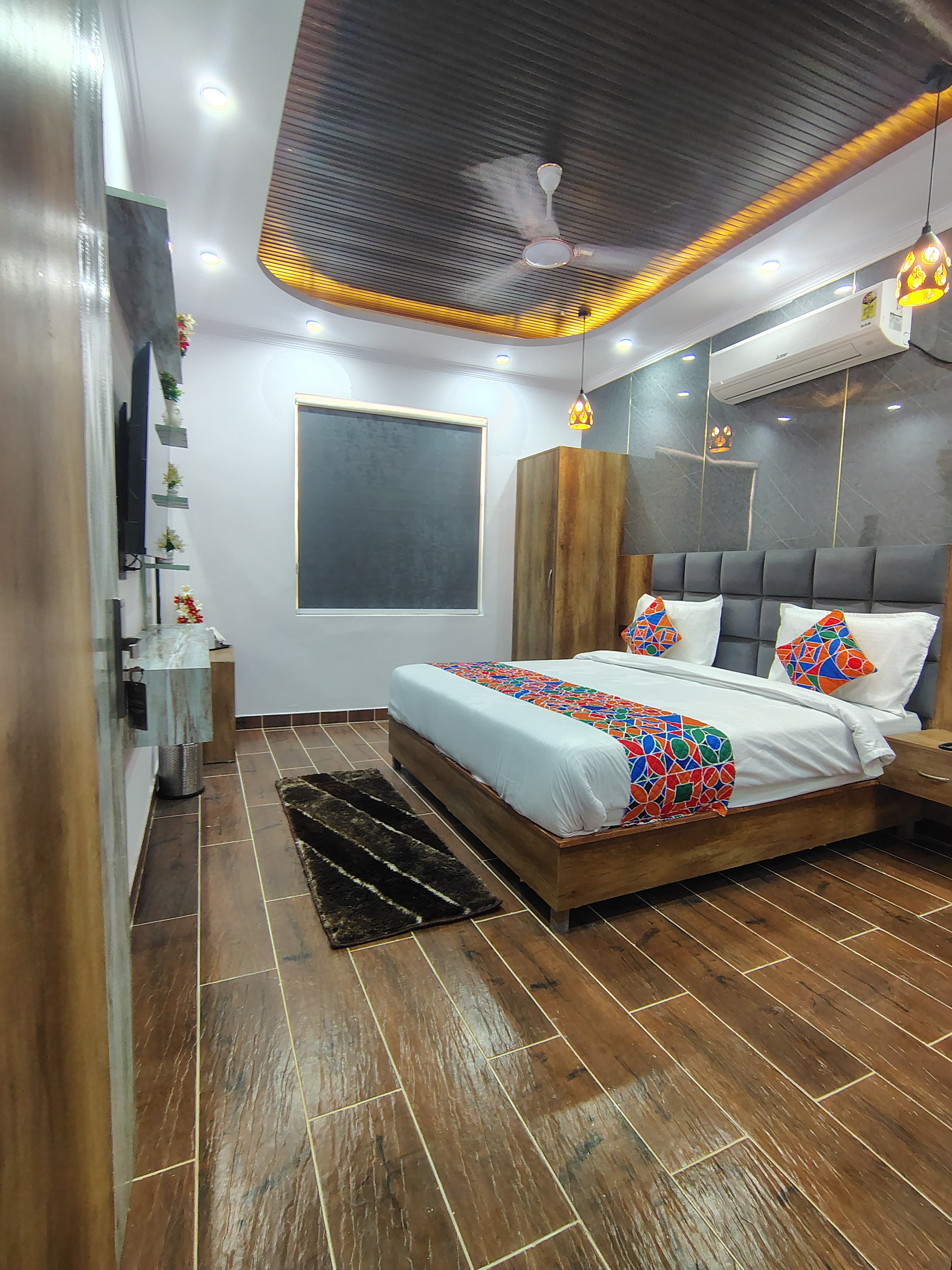 Hotel Red Orchid Hotels Near Chandigarh Railway Station - Tap to explore photos