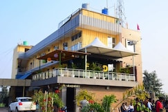 Hotel AURA INN, Balrampur