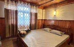King size Bedroom