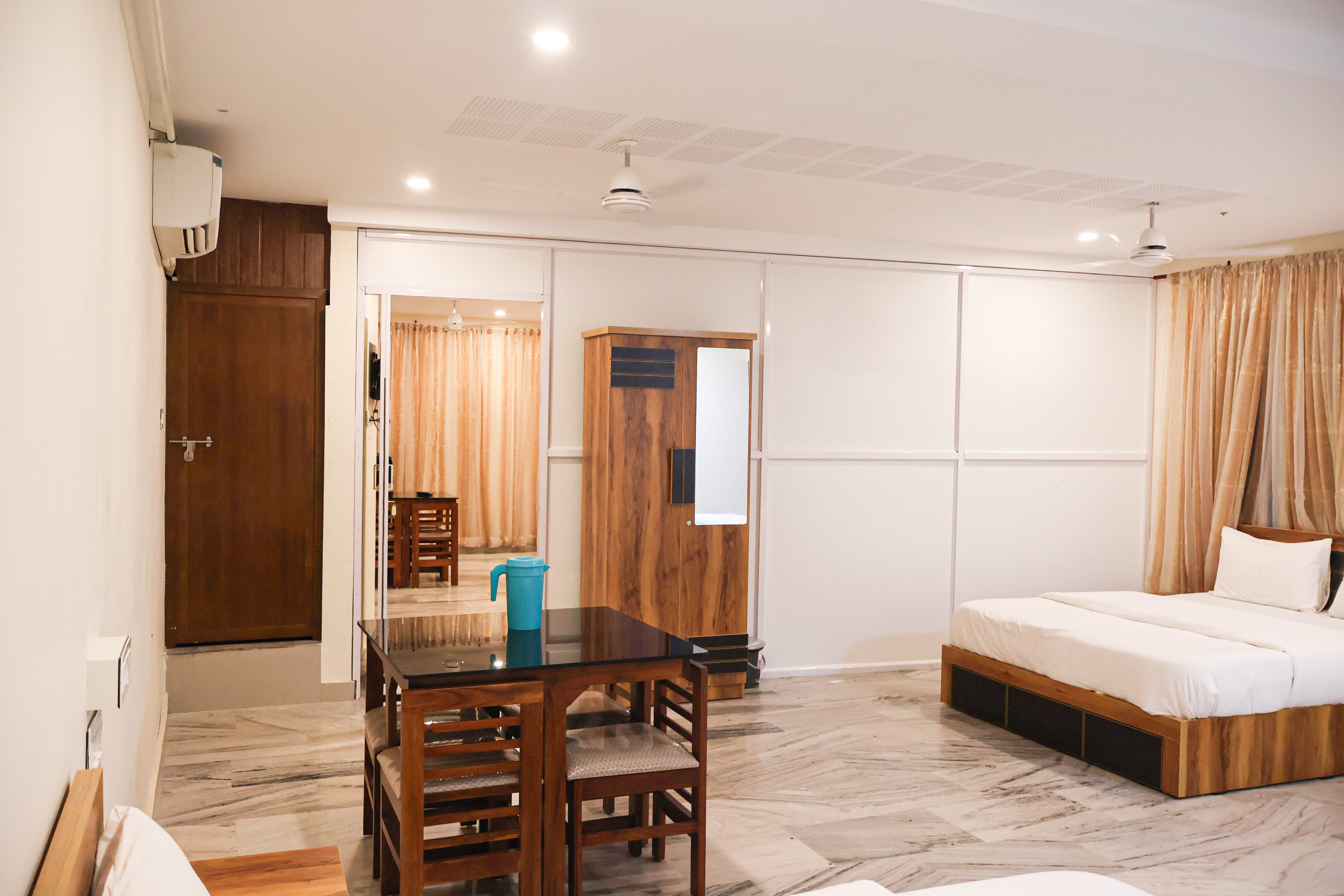 kalanad residency and convention centre - Tap to explore photos
